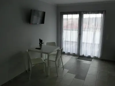TV/Unterhaltungsangebot in der Unterkunft Zimmer Enzjan