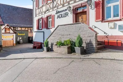 Das Gebäude in dem sich das Hotel befindet