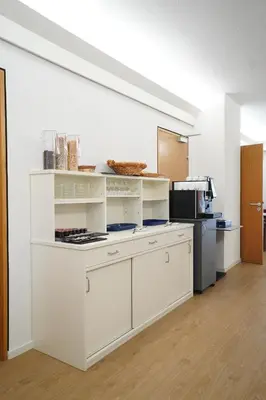 Küche/Küchenzeile in der Unterkunft AP Hotel Mannheim Viernheim am Kapellenberg