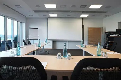 Der Geschäftsbereich oder Konferenzraum in der Unterkunft BURGHOF - DAS HOTEL