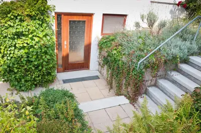 Ein Garten an der Unterkunft Pauloah
