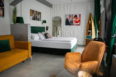 Ein Bett oder Betten in einem Zimmer der Unterkunft Hotel Karthäuser Hof