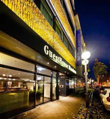Das Gebäude in dem sich das Aparthotel befindet
