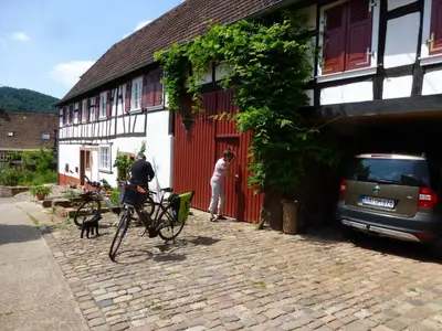 Das Gebäude in dem sich die Ferienwohnung befindet