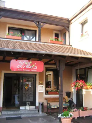 Das Gebäude in dem sich das Hotel befindet