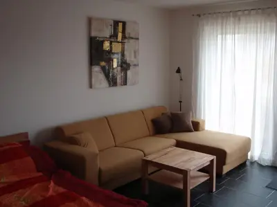 Ein Sitzbereich in der Unterkunft Ferienwohnung Mainz