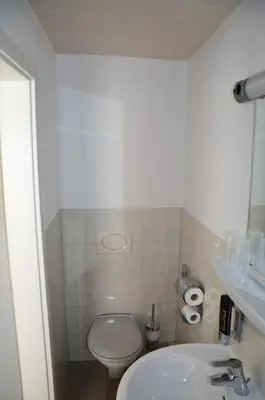 Ein Badezimmer in der Unterkunft Gasthaus Löwen