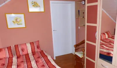 Ein Bett oder Betten in einem Zimmer der Unterkunft Apartment mit Ausblick - Wörth