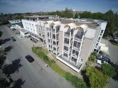 Das Gebäude in dem sich das Aparthotel befindet