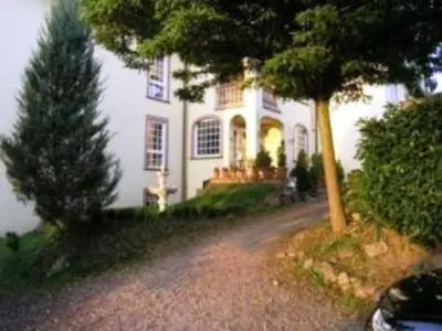 Ein Garten an der Unterkunft Hotel Villa Magnolia