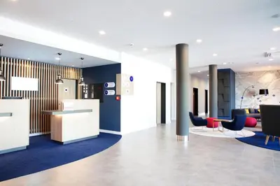 Küche/Küchenzeile in der Unterkunft Holiday Inn Express Frankfurt Airport - Raunheim by IHG