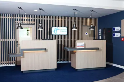 Lobby/Rezeption in der Unterkunft Holiday Inn Express Frankfurt Airport - Raunheim by IHG