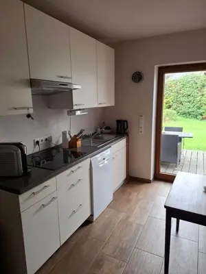Küche/Küchenzeile in der Unterkunft Apartment An der Weinstraße
