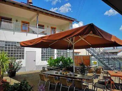Ein Restaurant oder anderes Speiselokal in der Unterkunft Gasthaus zum Löwen