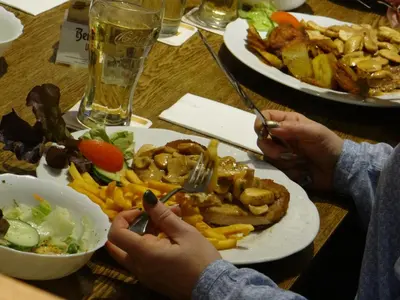Essen im Gasthaus oder in der Nähe