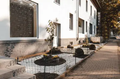 Das Gebäude in dem sich das Hotel befindet