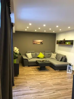 Ein Sitzbereich in der Unterkunft Sinsheim Unterkunft