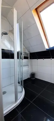 Ein Badezimmer in der Unterkunft zum-Englaender