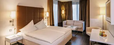 Ein Sitzbereich in der Unterkunft Hotel Eberhards am Wasser