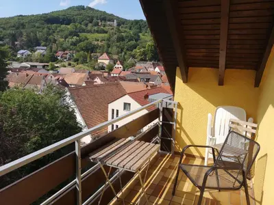 Ein Balkon oder eine Terrasse in der Unterkunft Ferienwohnung 
