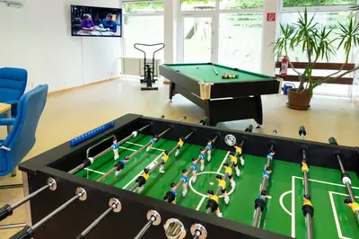 Eine Spielezimmer in der Unterkunft Schönblick - gemütlich übernachten!