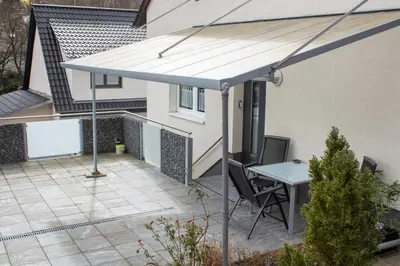 Das Gebäude in dem sich die Ferienwohnung befindet