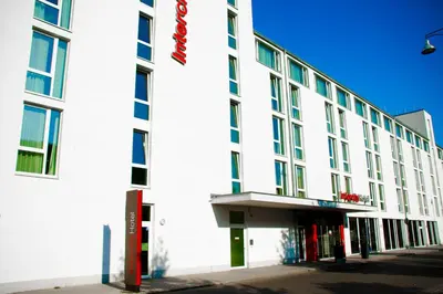 Das Gebäude in dem sich das Hotel befindet