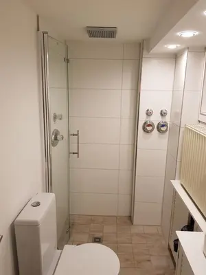 Ein Badezimmer in der Unterkunft Dreieich-Buchschlag, Breitseeweg
