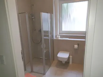 Ein Badezimmer in der Unterkunft Schicke Ferienwohnung Darmstadt Bessungen