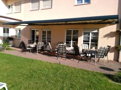 Ein Garten an der Unterkunft Landhaus Hotel Müller
