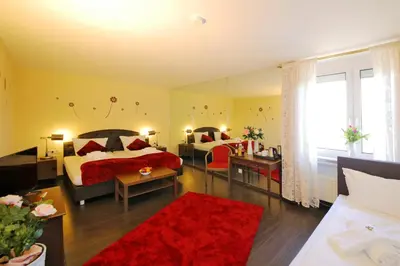 Ein Bett oder Betten in einem Zimmer der Unterkunft Hotel Kick