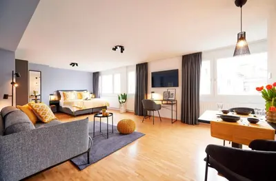 Ein Sitzbereich in der Unterkunft SEEGER Living Comfort Downtown