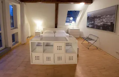 Ein Bett oder Betten in einem Zimmer der Unterkunft Hotel Krone Zentrum