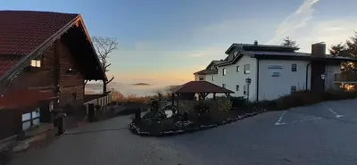 Das Gebäude in dem sich das Aparthotel befindet