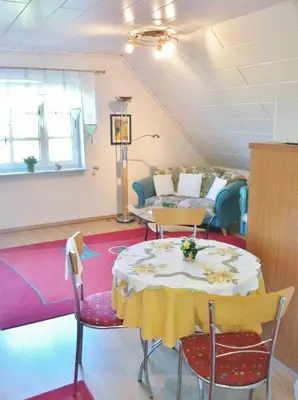 Ein Sitzbereich in der Unterkunft Ferienwohnung Grün