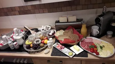 Essen in der Ferienwohnung oder in der Nähe
