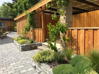 Ein Garten an der Unterkunft Heimatlodge