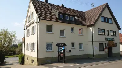 Das Gebäude in dem sich das Hotel befindet