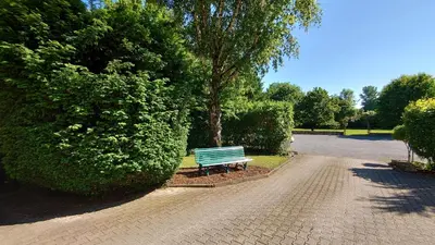 Ein Garten an der Unterkunft Hotel Landgasthof Fromm