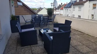 Ein Sitzbereich in der Unterkunft Aussicht Mainz-City - 4 Zimmer-max 7 Personen