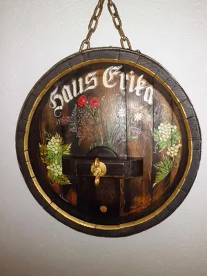 Ein Zertifikat, Auszeichnung, Logo oder anderes Dokument, das in der Unterkunft Pension Haus Erika ausgestellt ist