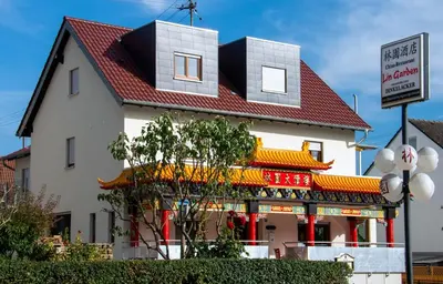 Das Gebäude in dem sich die Pension befindet