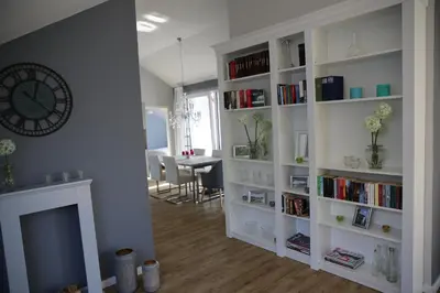 Die Bibliothek in der Ferienwohnung