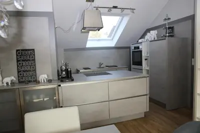 Küche/Küchenzeile in der Unterkunft Apartment mit Designerküche, Loggia Ludwigsburg nahe Stuttgart