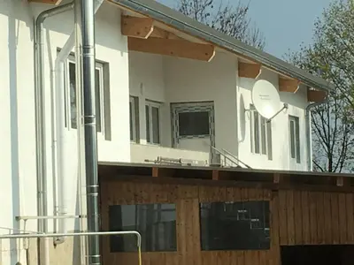Das Gebäude in dem sich die Ferienwohnung befindet