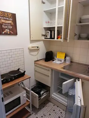 Küche/Küchenzeile in der Unterkunft Apartment-Ferienwohnung in Mainaschaff