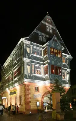 Das Gebäude in dem sich das Hotel befindet