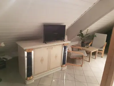 TV/Unterhaltungsangebot in der Unterkunft Gino s Ferienwohnung