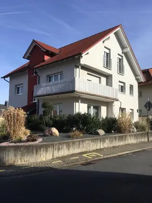 Das Gebäude in dem sich die Ferienwohnung befindet