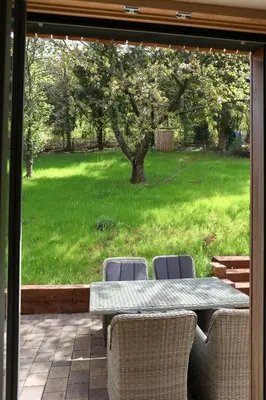 Ein Garten an der Unterkunft Ferienhaus Münzberg